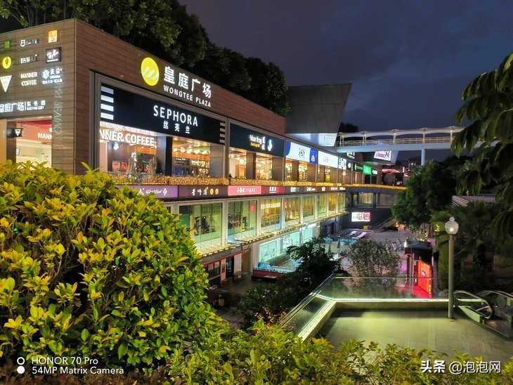 荣耀70pro深度评测,荣耀70pro上手实测惊喜不止一点点