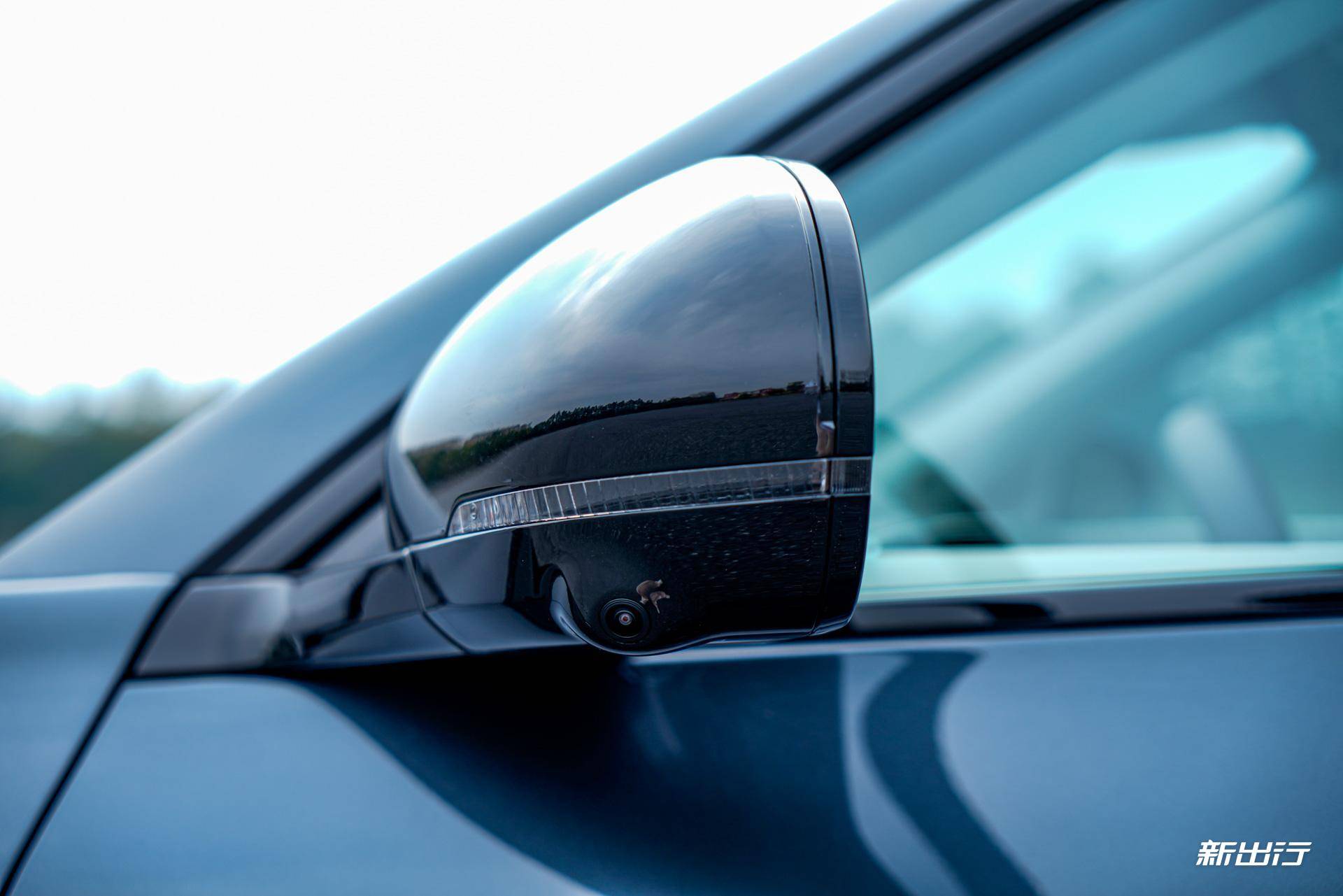 15万的中型SUV体验如何？静态实拍零跑23款C11