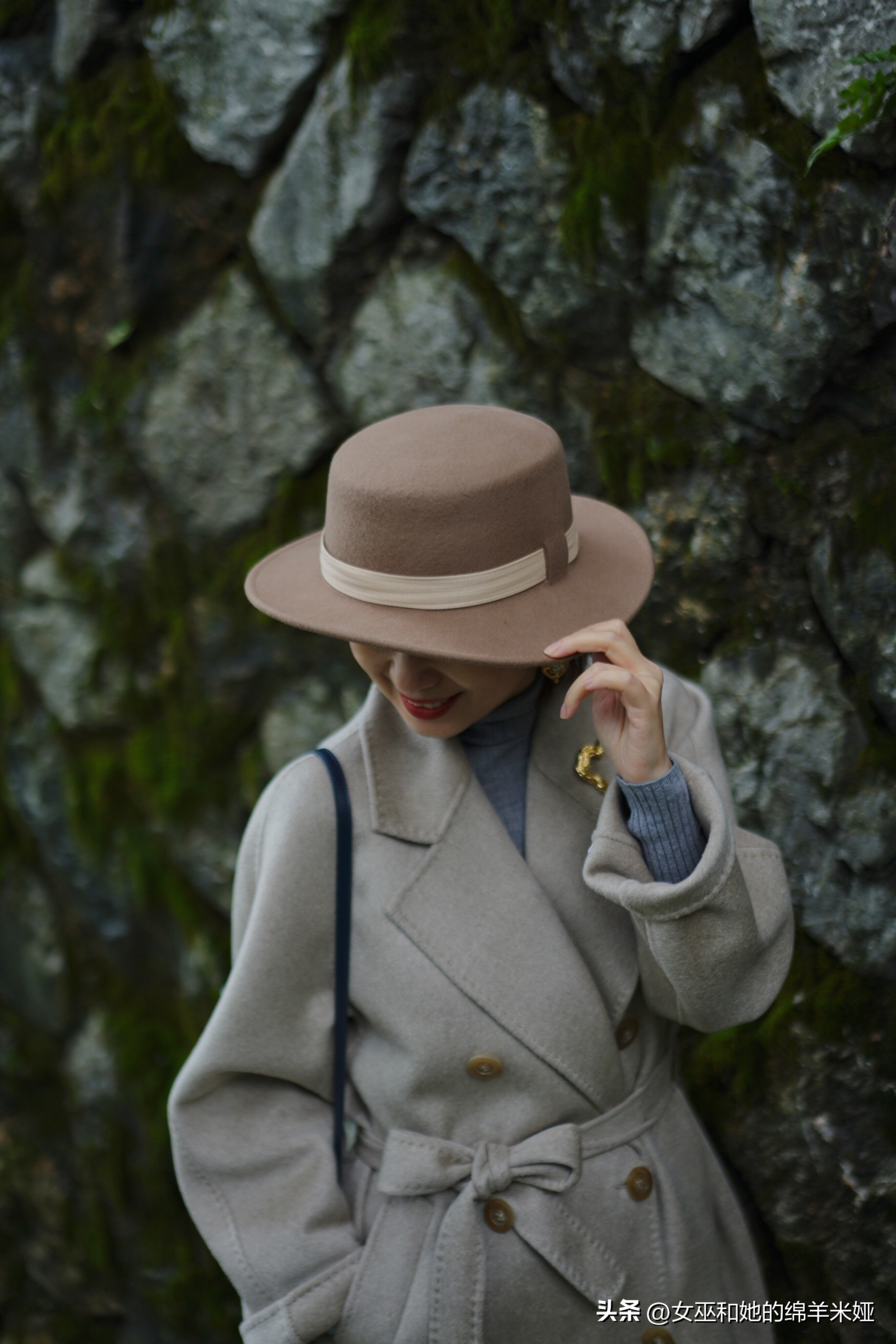 冬天怎么挑选衣服,冬天大衣什么颜色好看