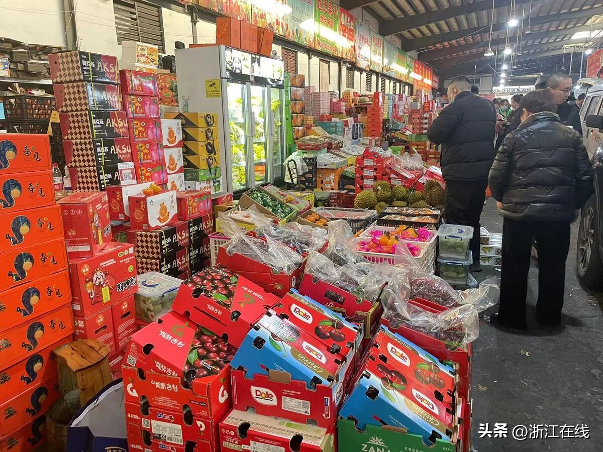 杭州水果批发市场沙糖桔,合肥水果市场车厘子多少钱一斤