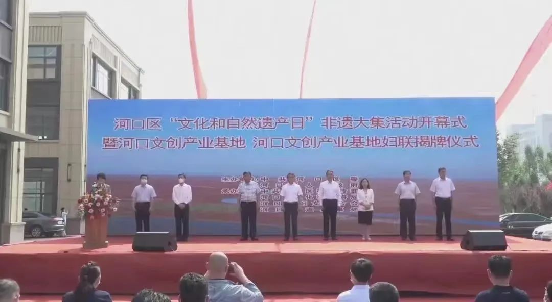 「走在前开新局」你见过“能吃”的花束花篮吗？