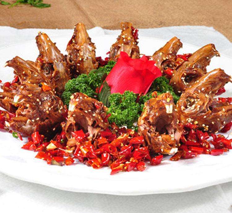 娴欐睙琚綆浼扮殑瀹濊棌缇庨灏忛晣,娴欐睙灏忎紬鏃呮父灏忓煄缇庨