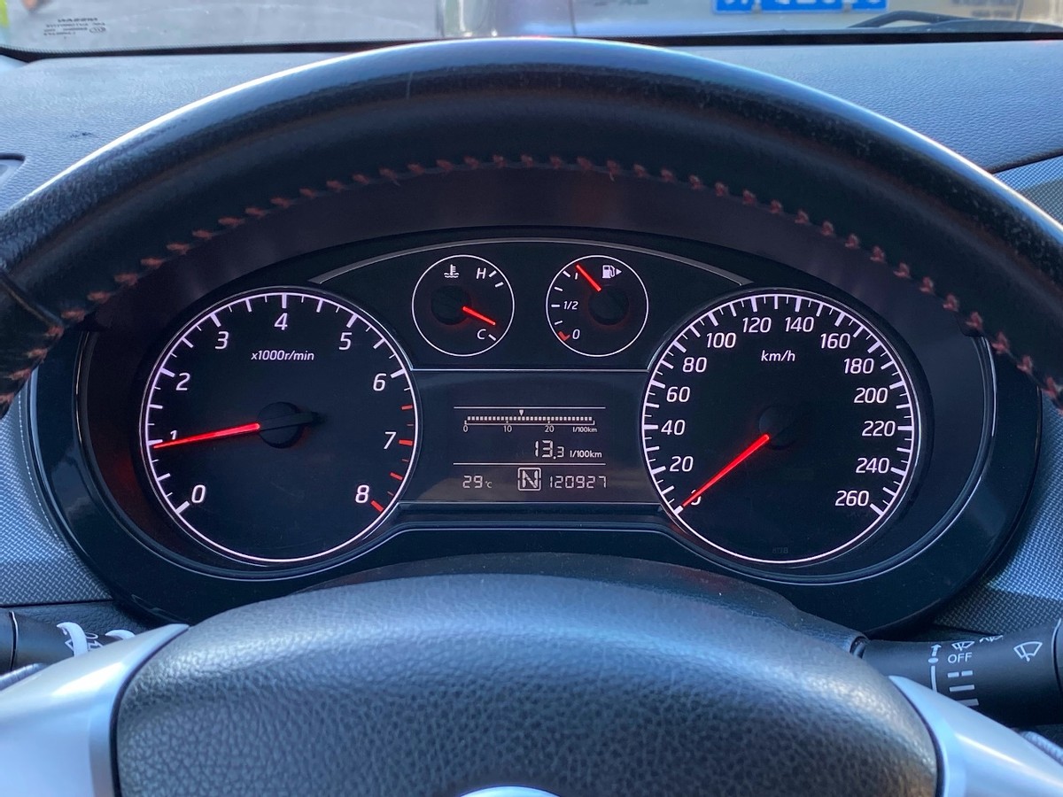 骐达1.6tgts手动挡二挡破百吗,骐达gts1.6t爆改