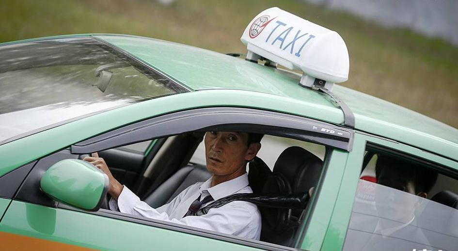 朝鲜观察，在朝鲜出租车司机是“铁饭碗”，朝九晚五比公务员赚钱