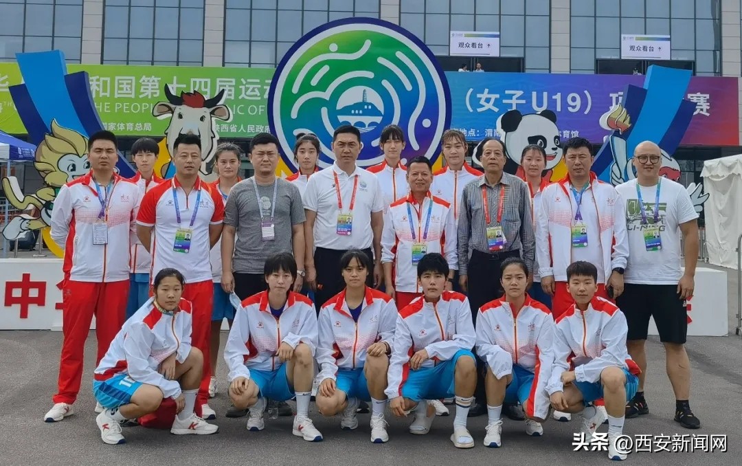 大庆女篮主教练纪妍妍简介,陕西天泽女篮教练纪妍