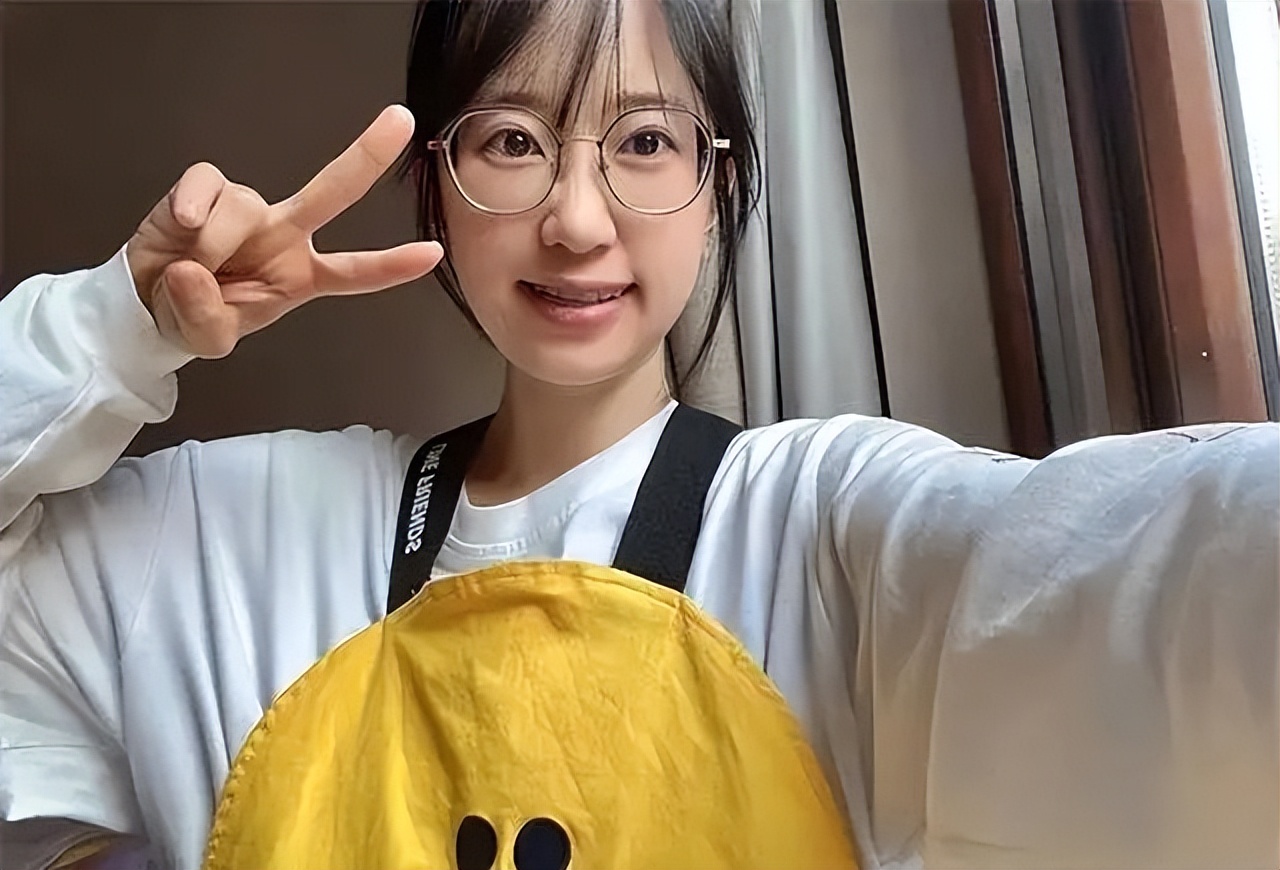 90后住家保姆却被亲妈拉黑,90后住家保姆被亲妈拉黑