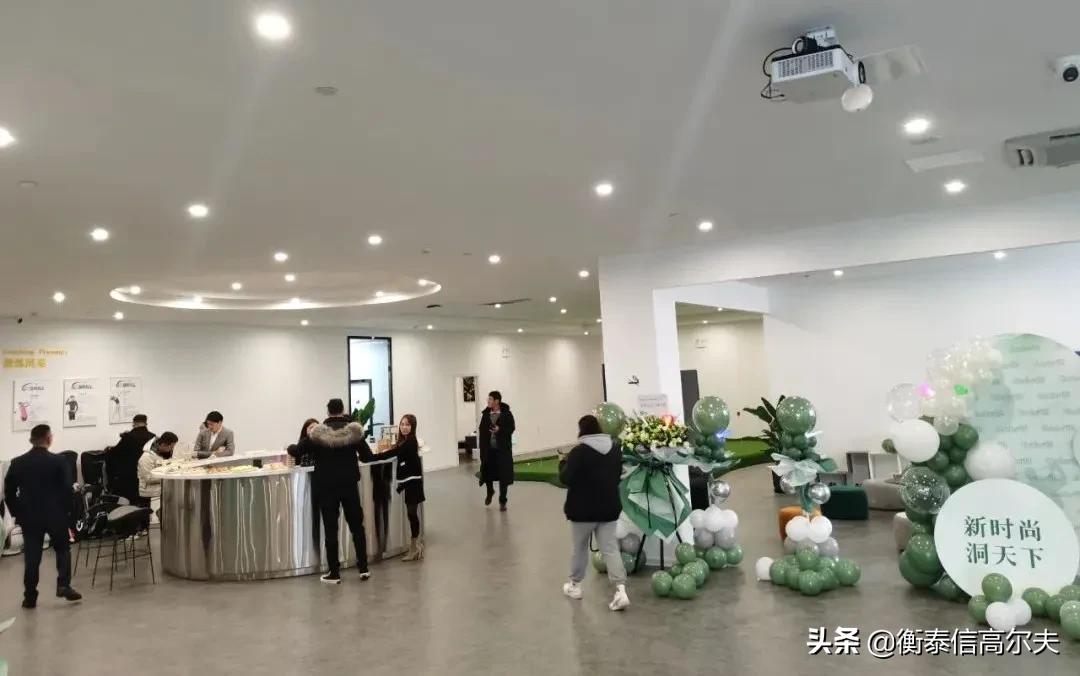 上海高尔夫室内球场,上海高尔夫球场场地