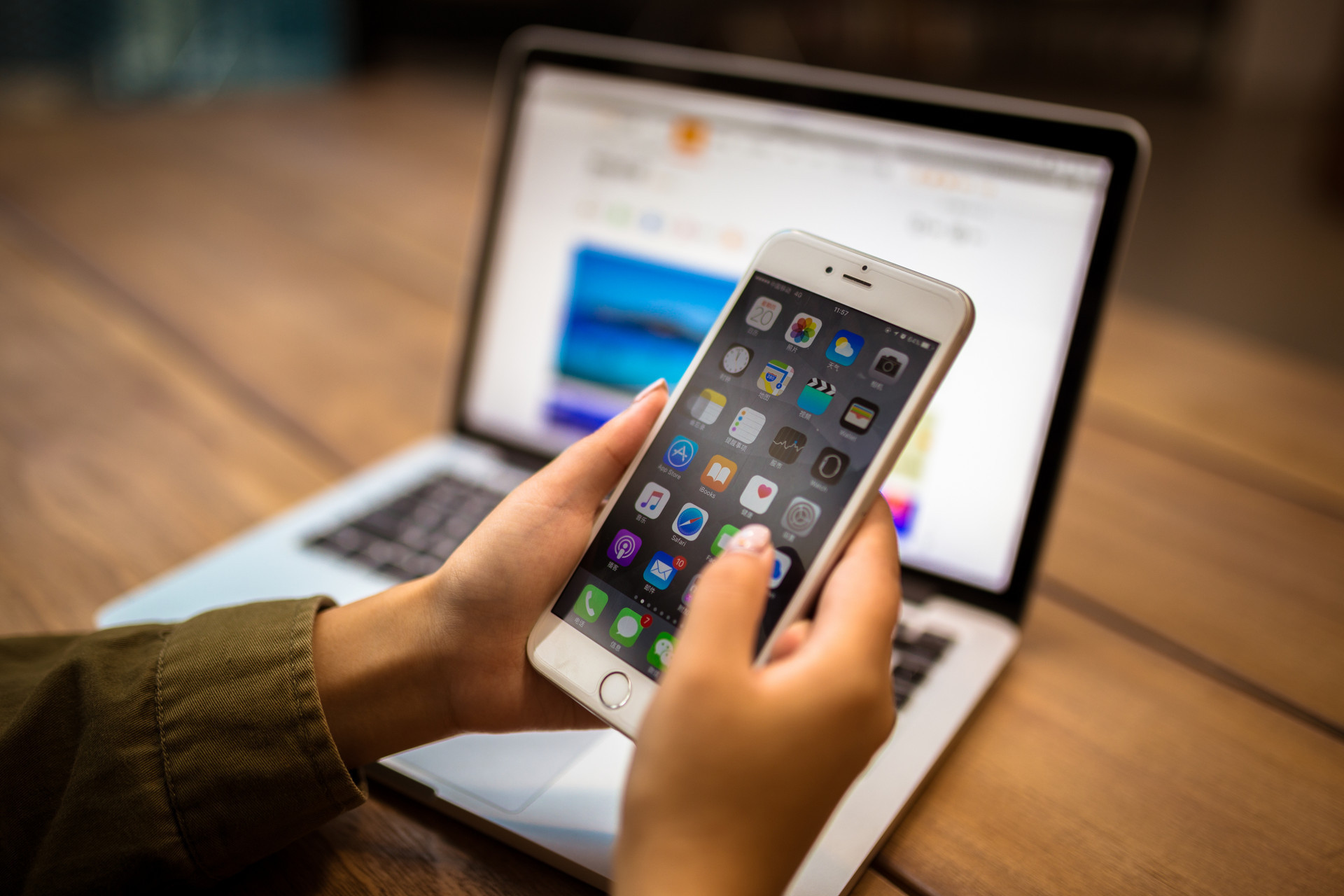 二手手机假冒注册商标罪,购买二手手机翻新销售构成犯罪吗