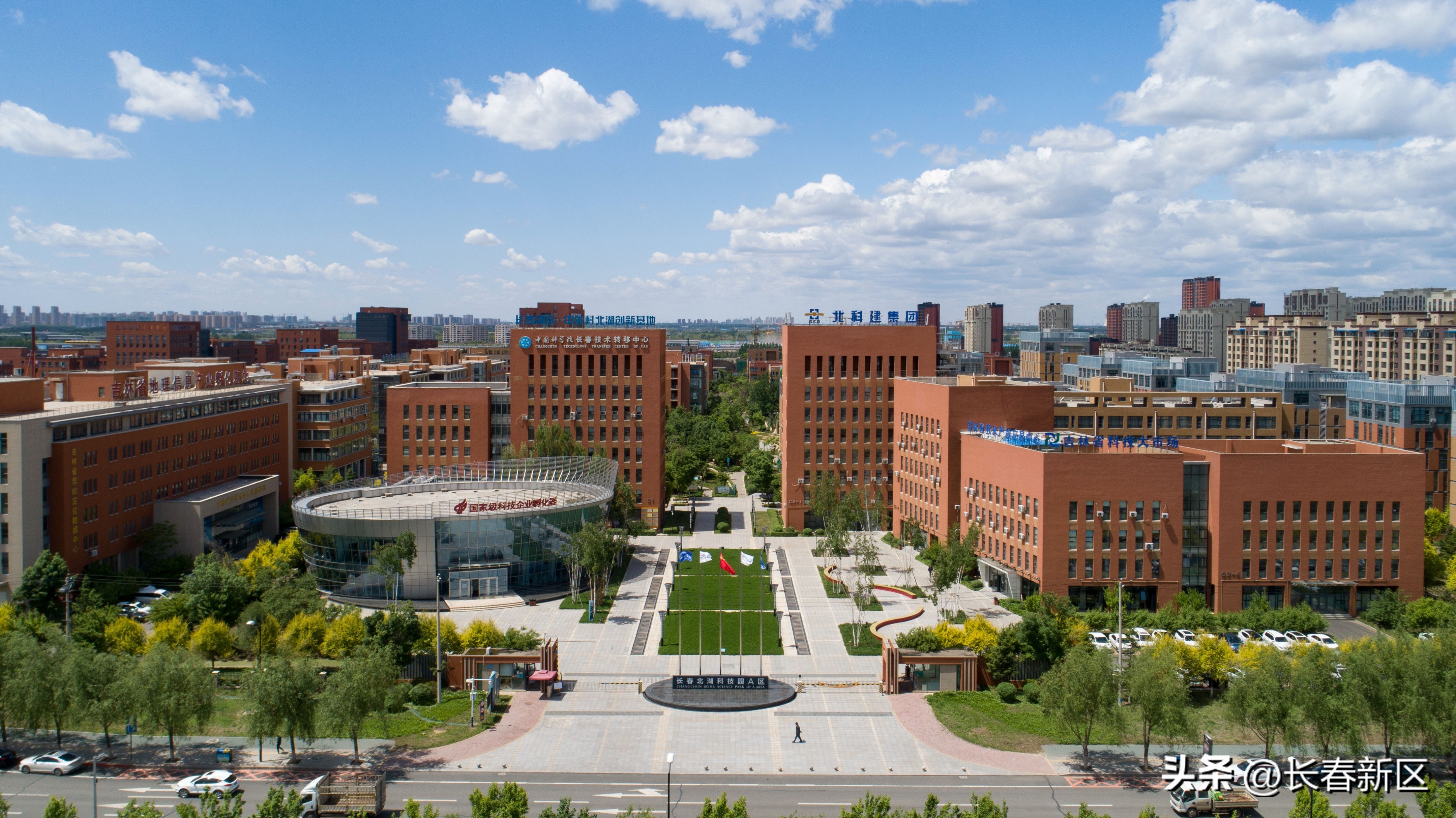 寮轰骇涓氬娣讳埂鏉戞尟鍏存柊鍔ㄨ兘,寮轰骇涓氫績淇濋殰鍏ㄩ潰鎺ㄨ繘涔℃潙鎸叴