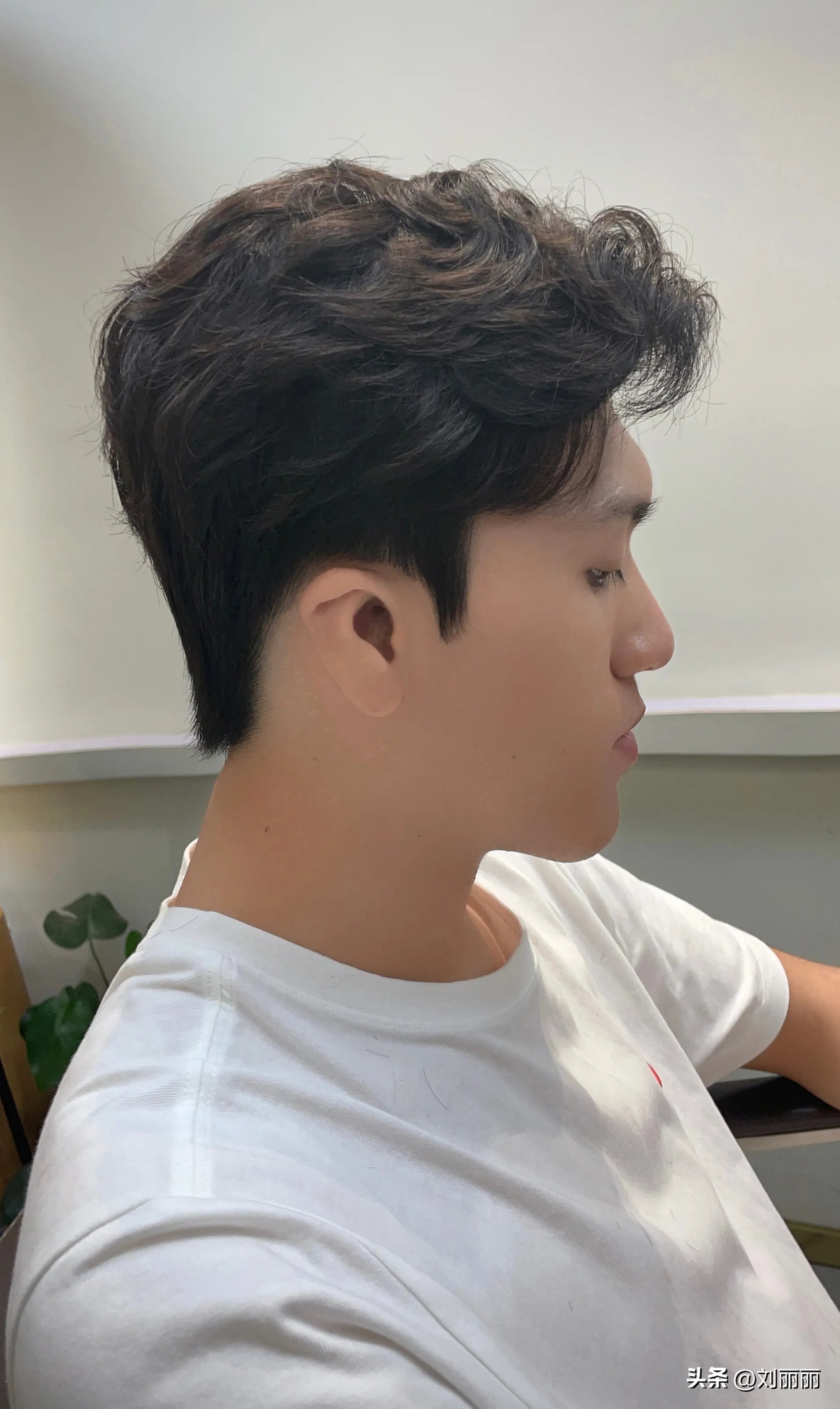 男士越剪越好看的八款发型,适合男士剪的潮流发型