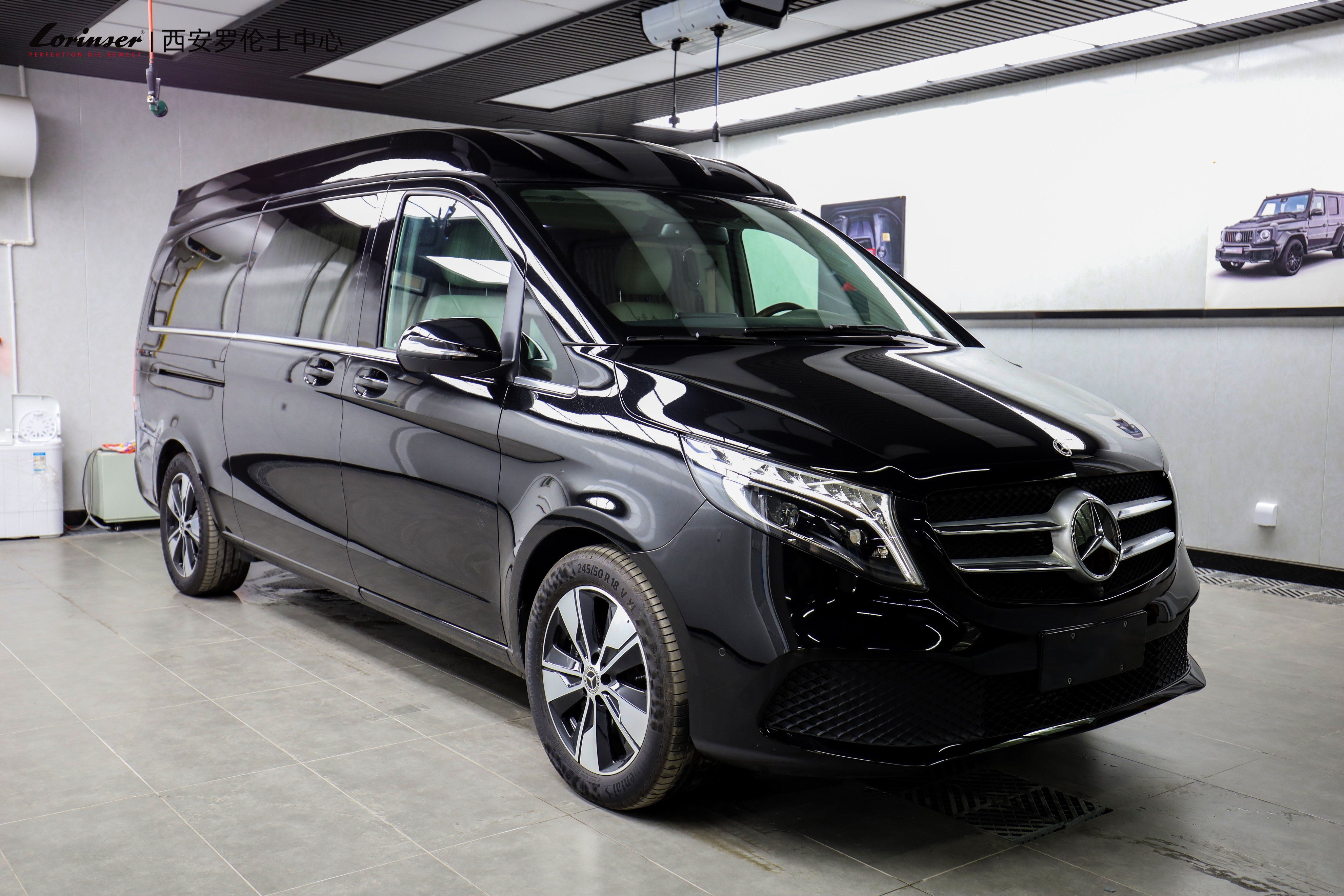 劝你别买豪华老车,奔驰v260l哑灰色