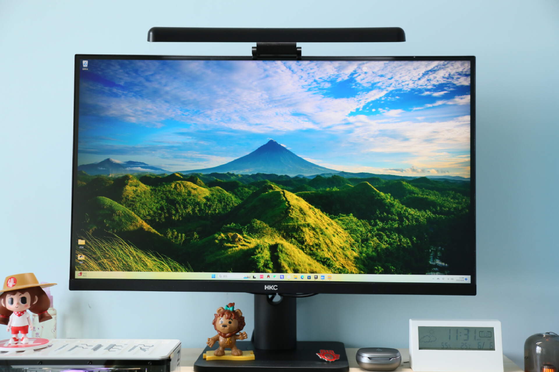 hkc2k曲面显示器评测,hkc24寸曲面144hz显示器推荐