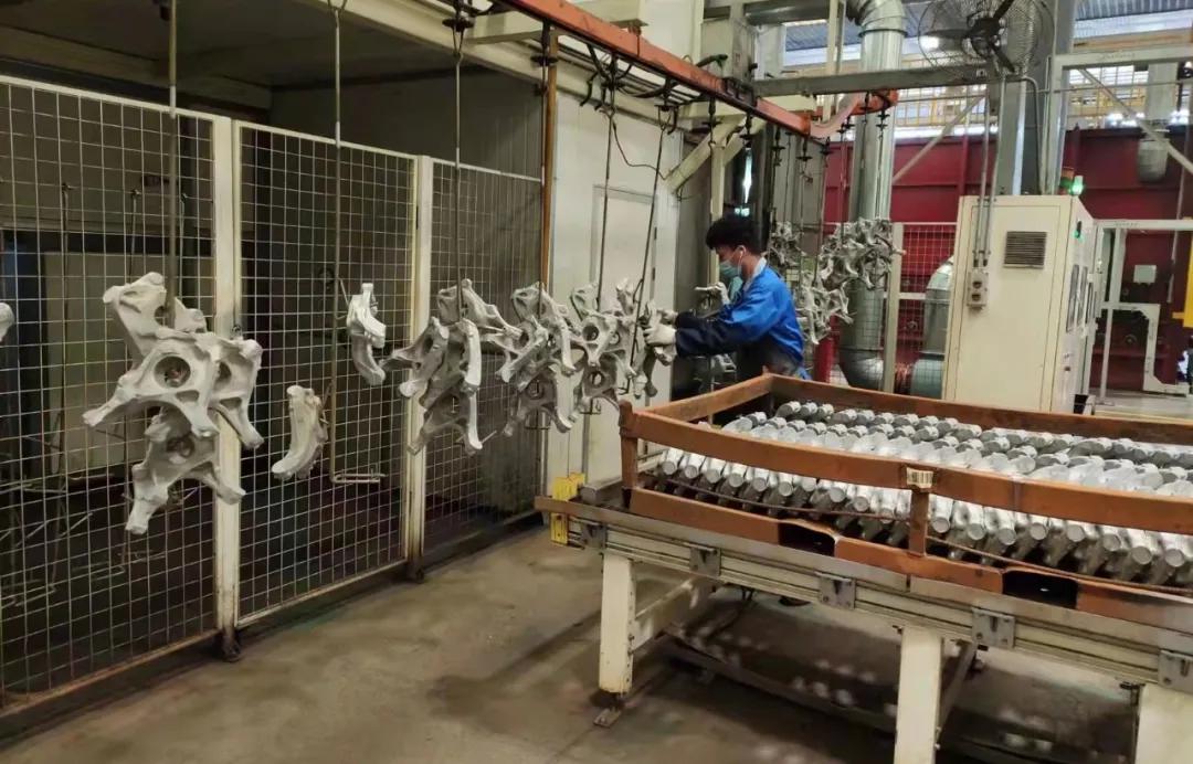 东河区：从“小铝锭”到“新花样”走实高端精深之路