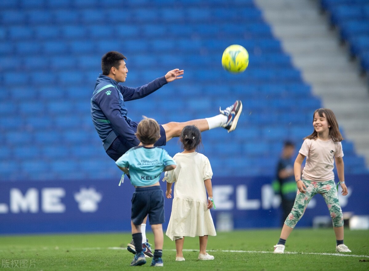 武磊海港队薪资,武磊海港年薪多少钱