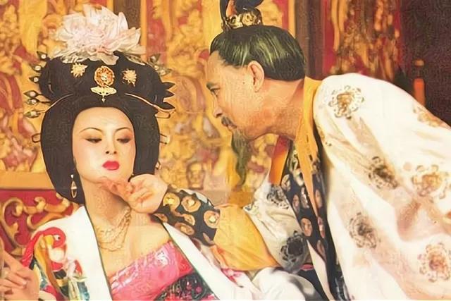 杨贵妃安禄山私下关系,安禄山和杨贵妃是什么关系