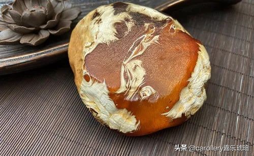 琥珀蜜蜡手搓应该有松香味吗,为什么缅甸琥珀没有松香味