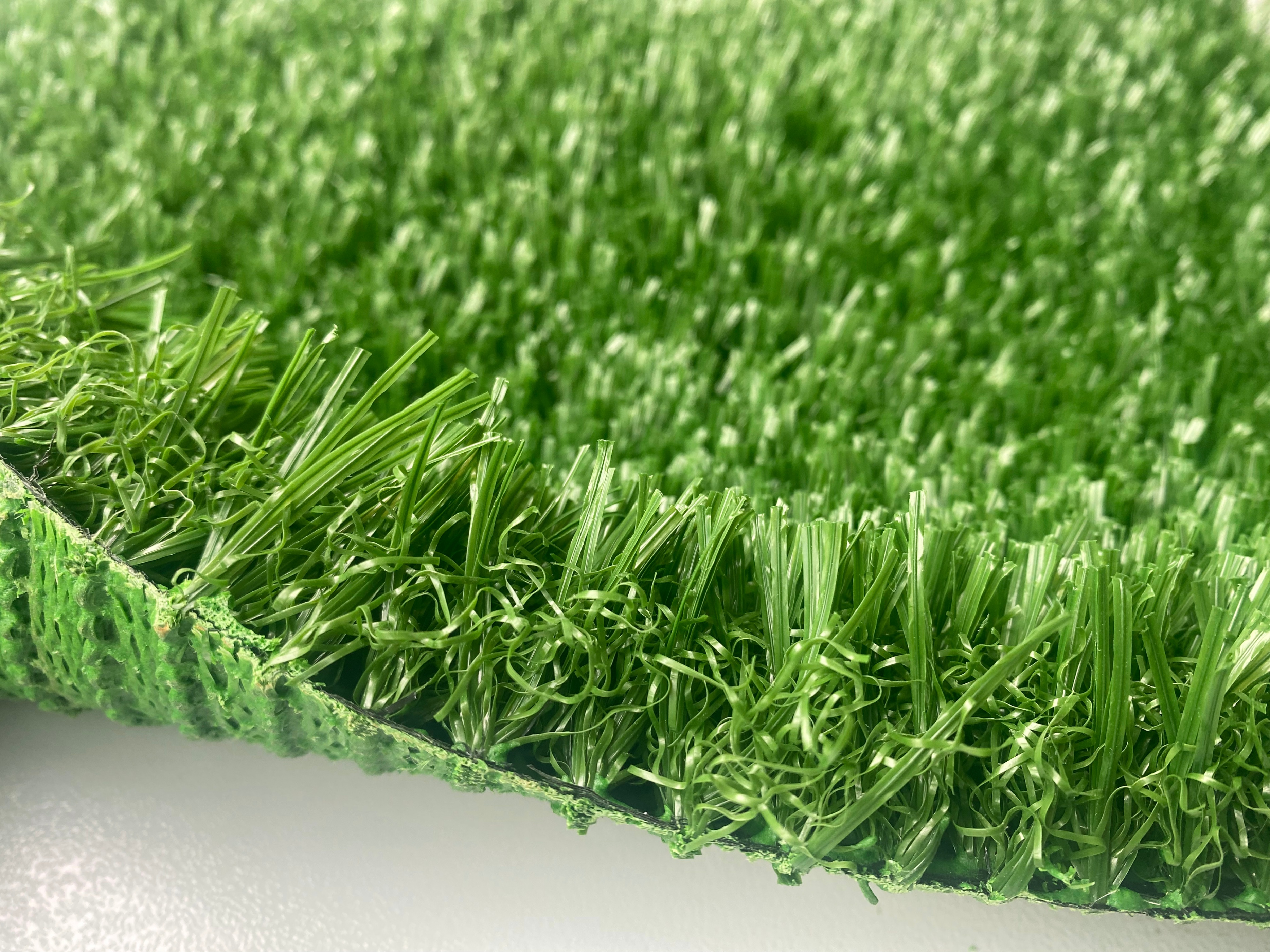 足球场人造草坪有什么特点,人造草坪足球场简介