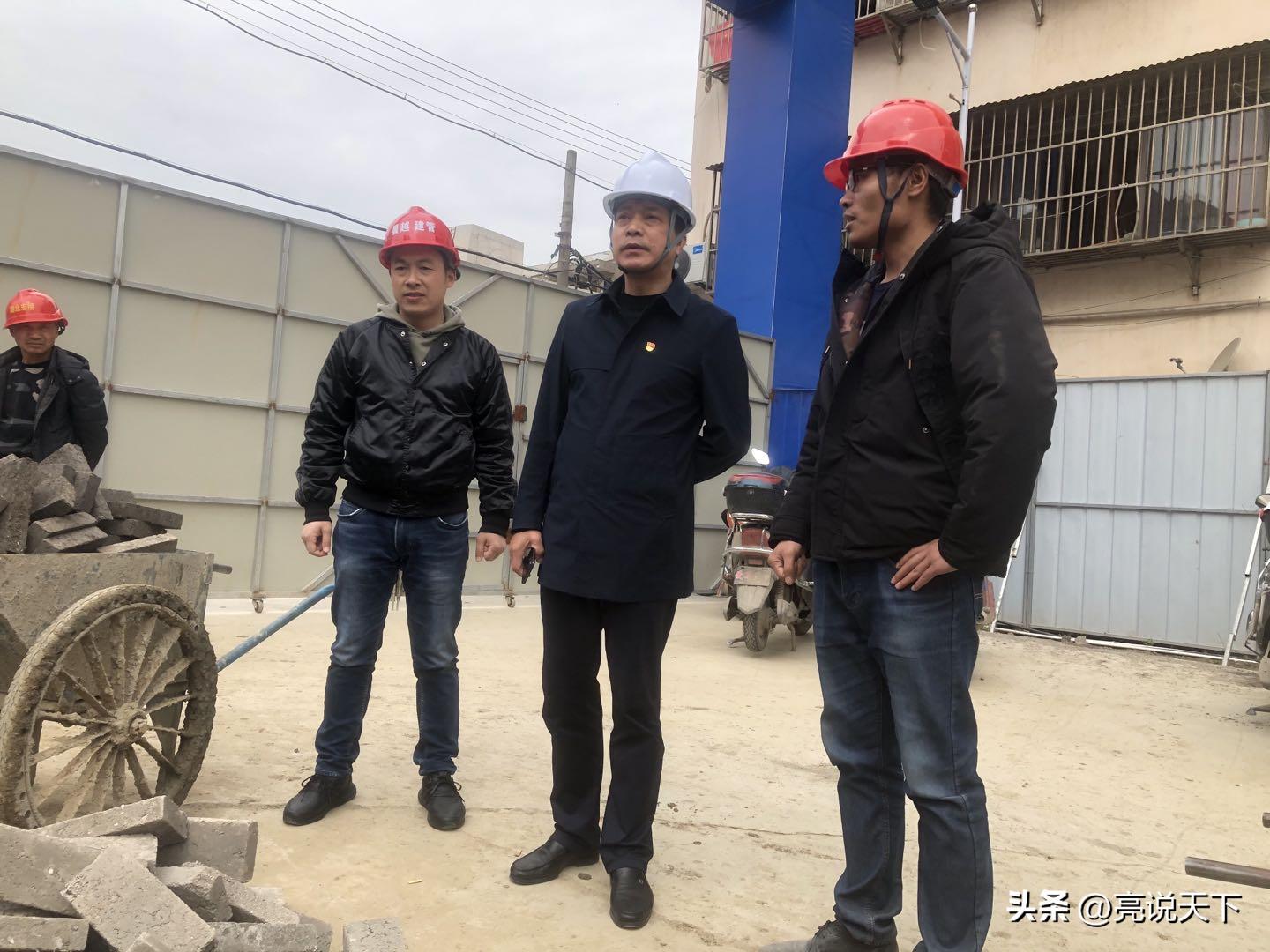 小学老师成长为省部级官员,校长巅峰时期开挂视频