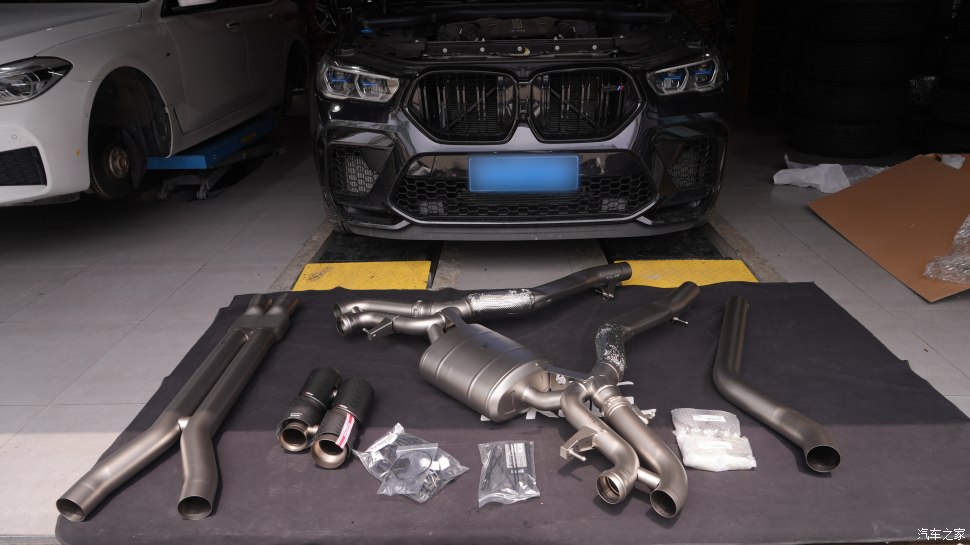 宝马x6m改迈莎锐同款排气,宝马e71x6m天蝎排气