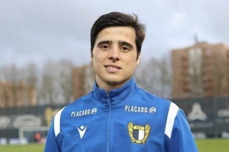 球迷大规模转会,球迷高喊武磊转会