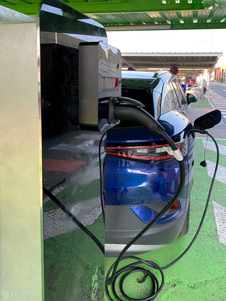 电动汽车快充桩前景,车载充电设备obc发展现状及前景