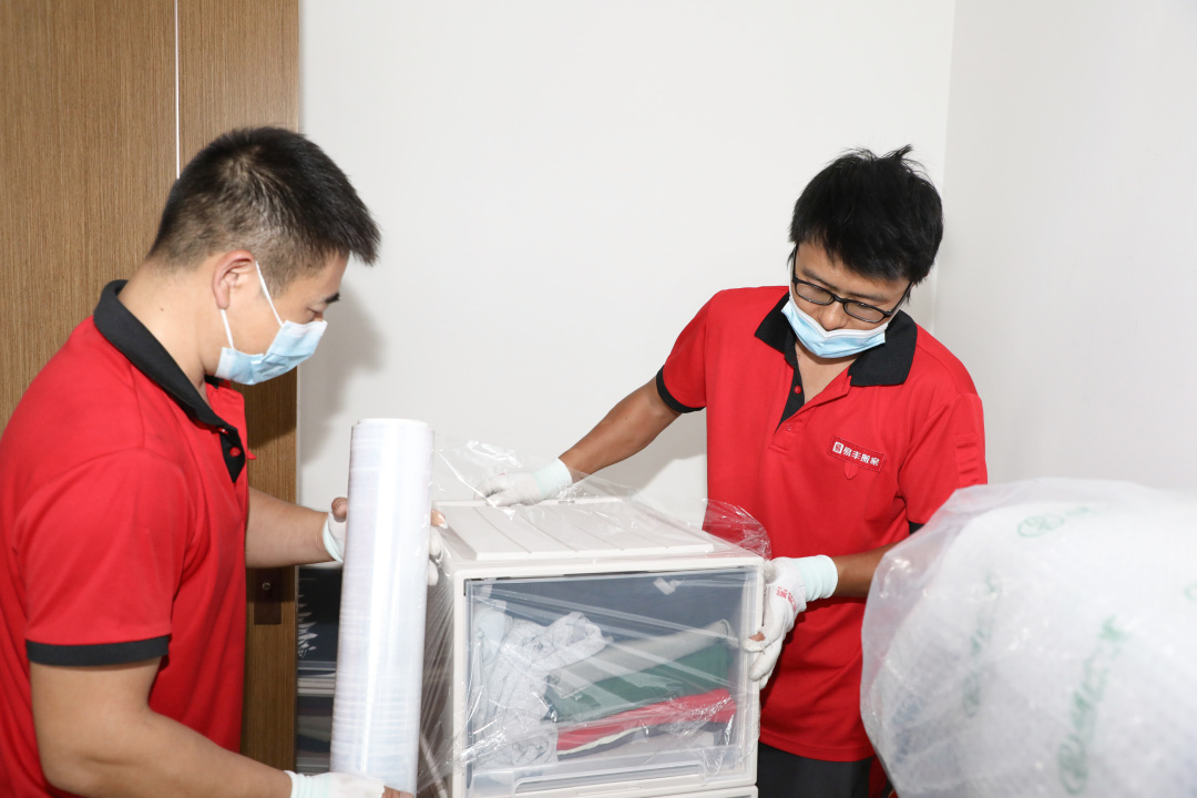 衣服怎么打包最快最有效,一招教你简单打包衣服非常实用