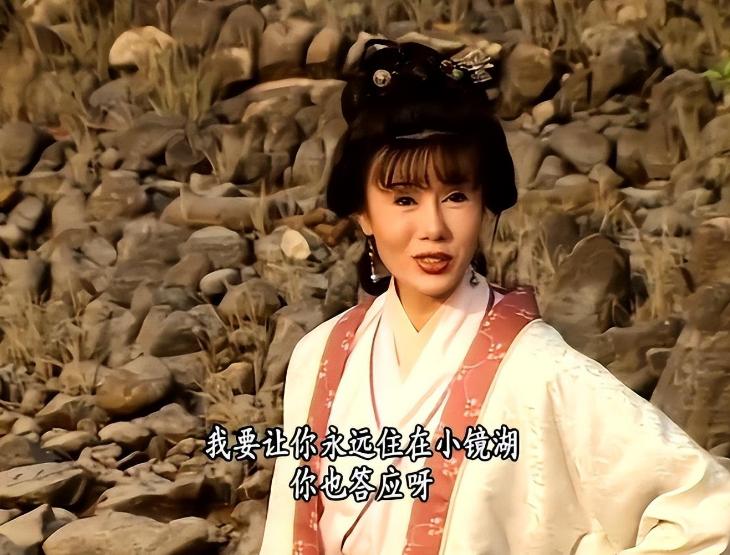 嫁入豪门从不炫富的三位女明星,娱乐圈钻戒最豪华的女明星