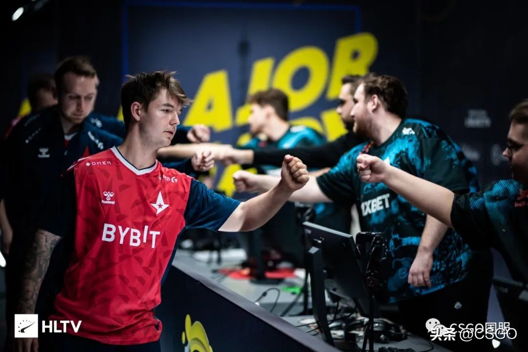 黑马9INE成五年首支进入Major的波兰战队！Heroic携手晋级传奇组
