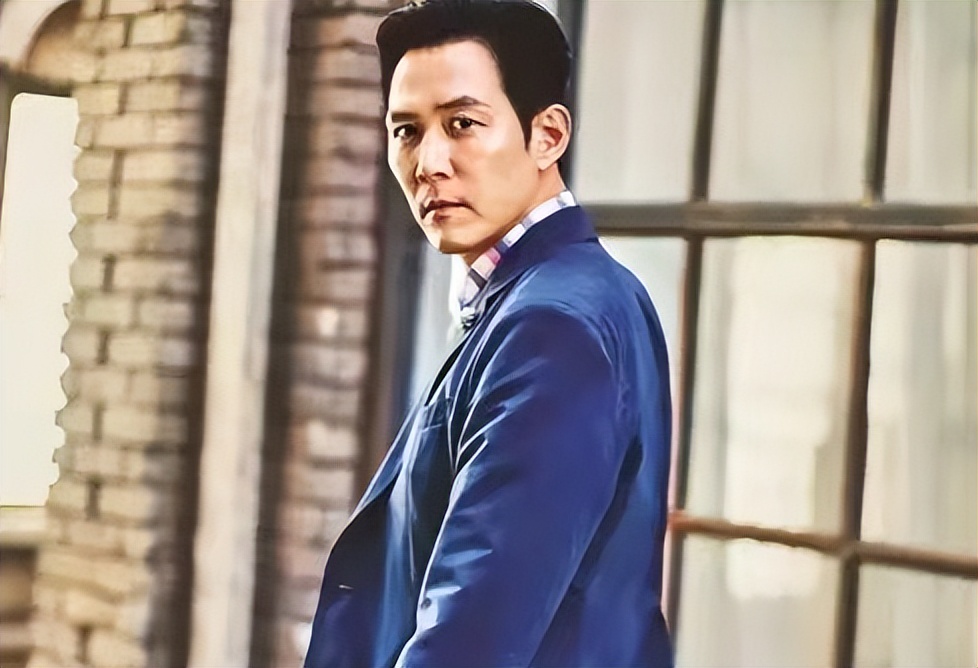 她是所有韩国男人的女神，却甘愿当小三嫁57岁导演，败尽多年名声