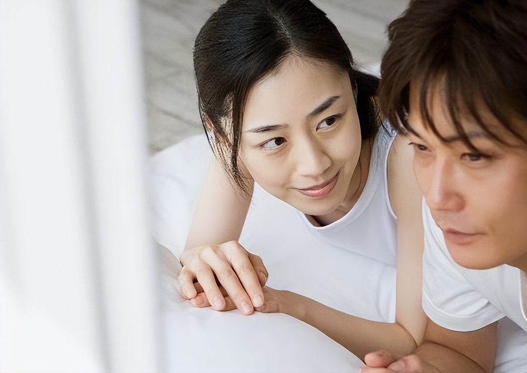 夫妻房事时，坚持多长时间算正常？多久一次对身体好？了解一下