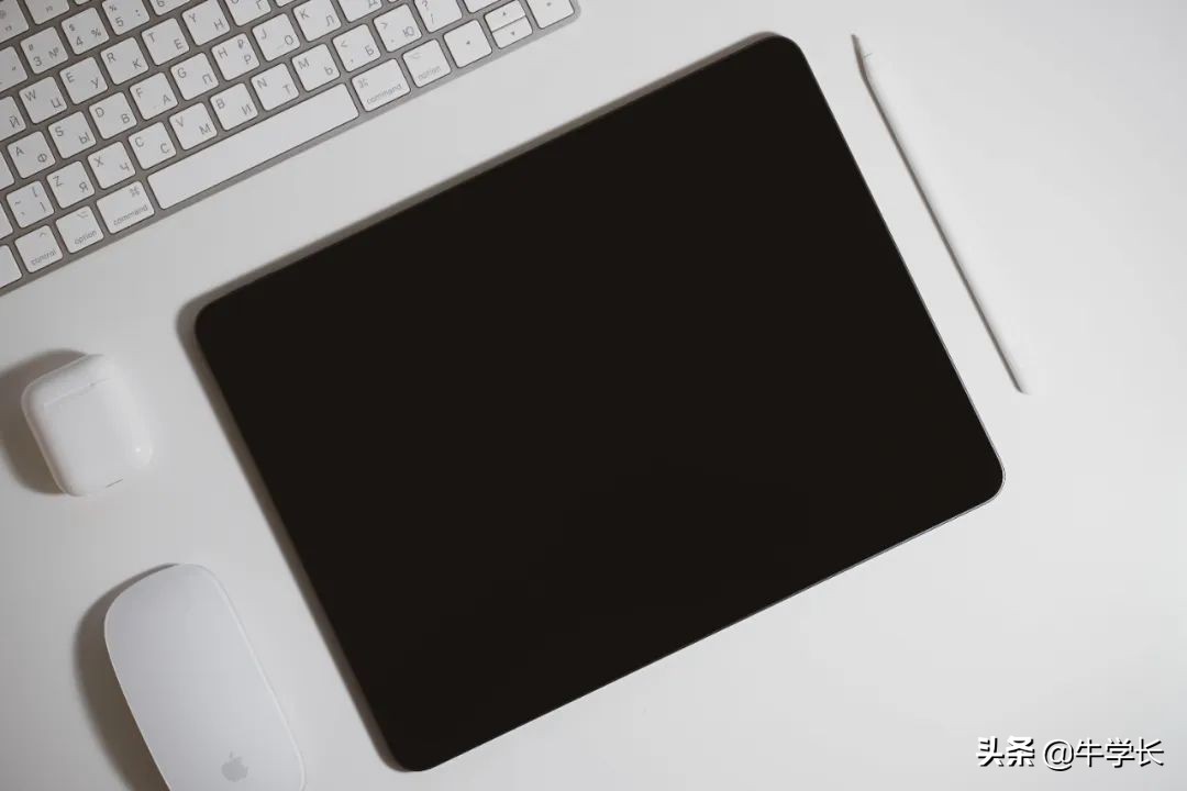 ipad屏幕黑屏出现条纹,ipad屏幕接触不良黑屏