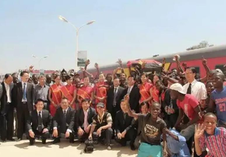 逆袭的非洲小国，将一半石油卖给中国，成了我国石油安全屏障