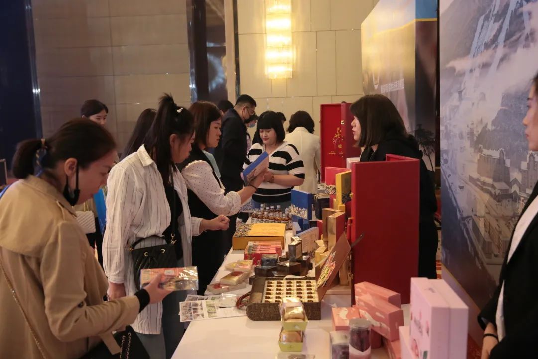 “吉”山望“辽”海，山海若比邻！