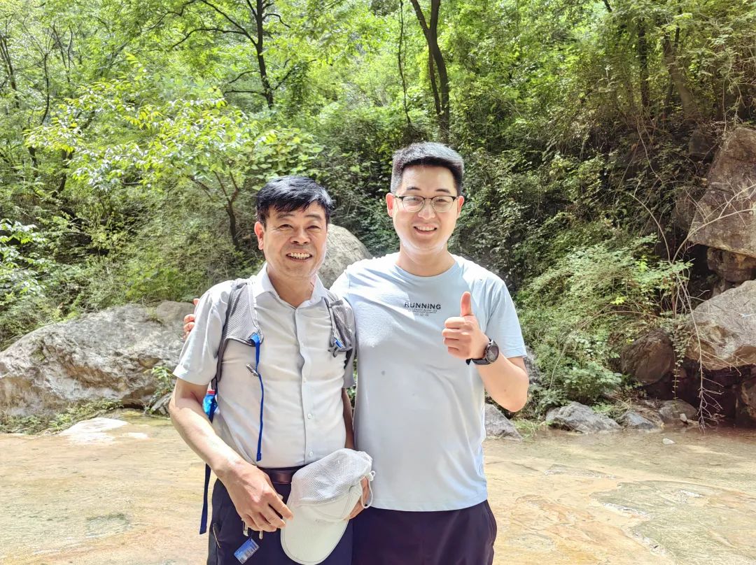 聚力前行同心致远丨京洛律师赴云台山开展*党**建团建活动