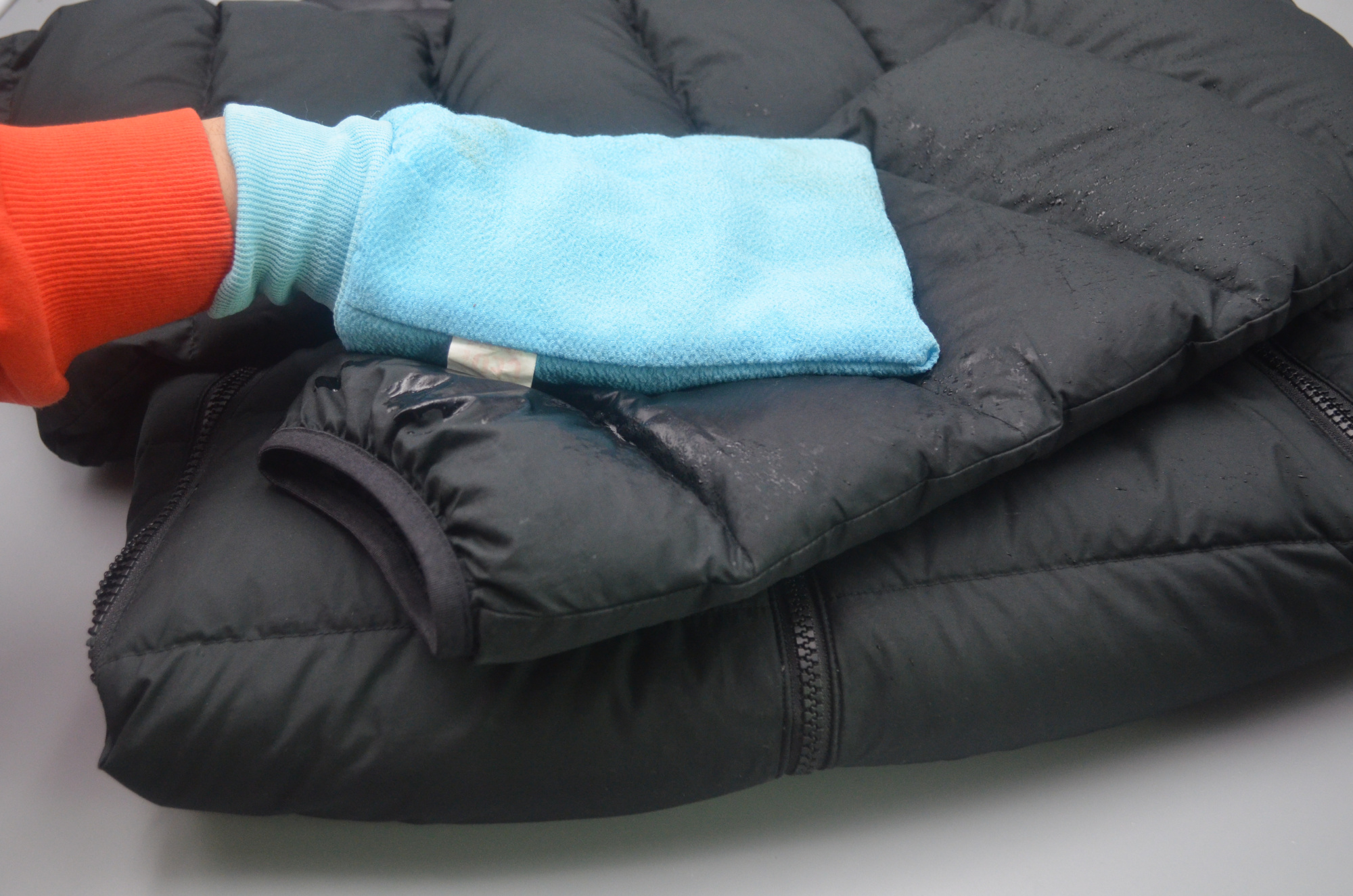 羽绒服该怎么洗才不会洗坏,羽绒服千万别这样洗