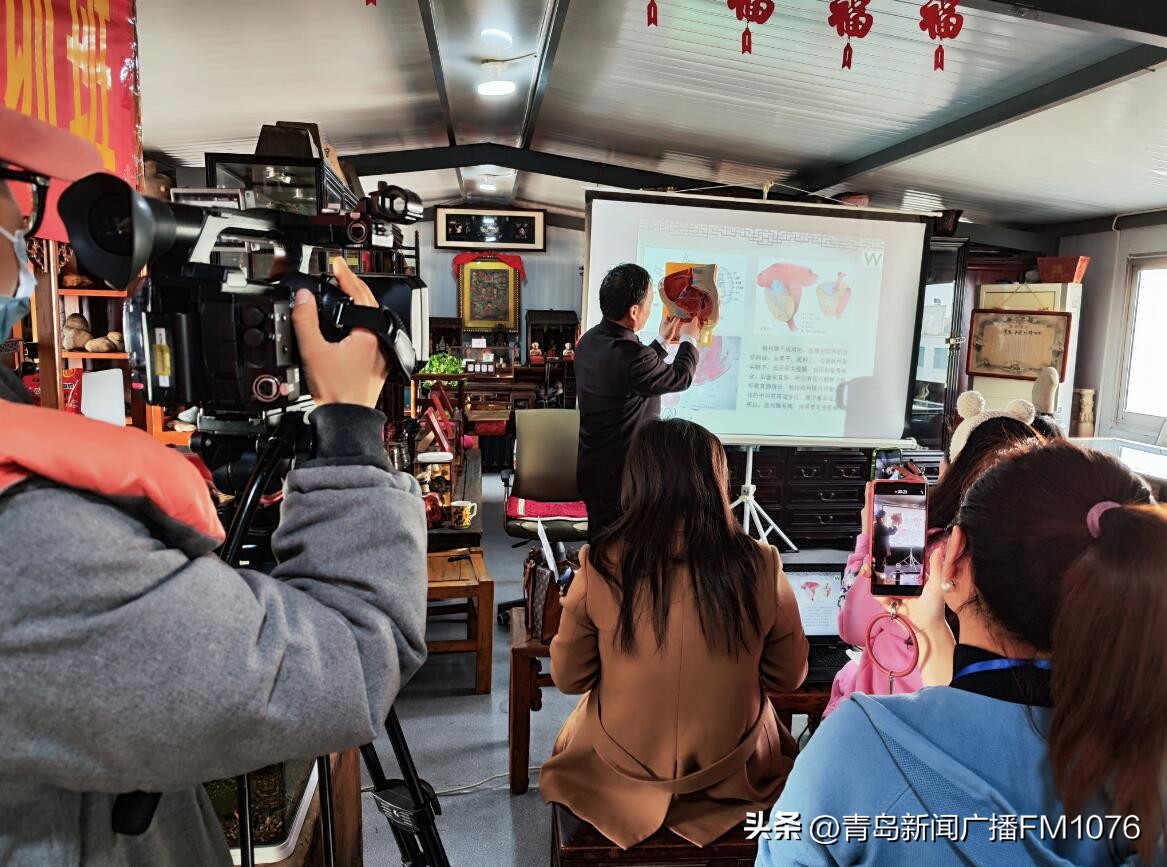 非遗项目传承人现场展绝活,中国工艺大师王耀堂