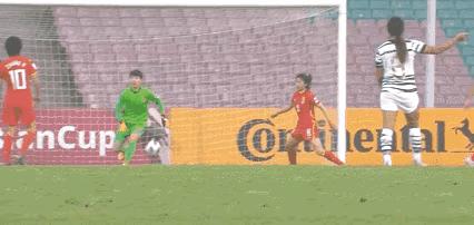 女足逐渐男性化,希望女足精神能给男足带来榜样