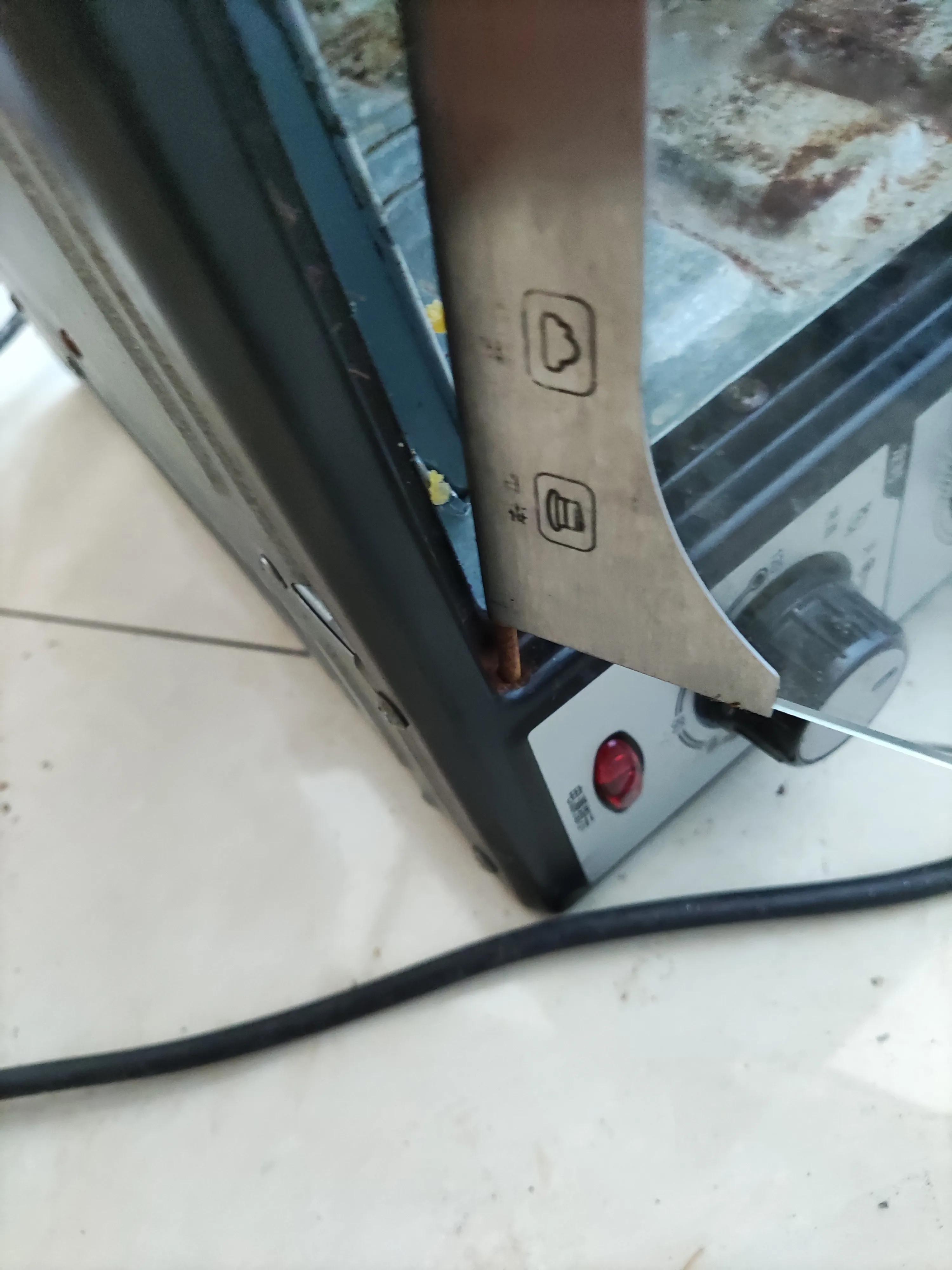 家用烤箱门关不上怎么修视频,烤箱门关不上怎么解决