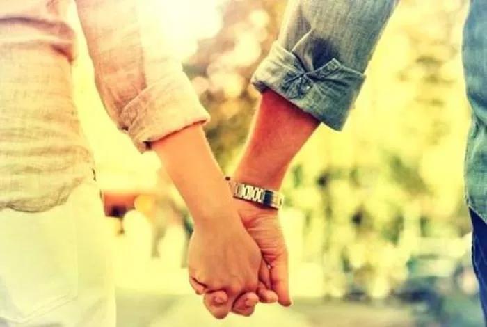 蓝颜知己和蓝颜知己有什么区别,什么是蓝颜知己蓝颜爱上你的表现