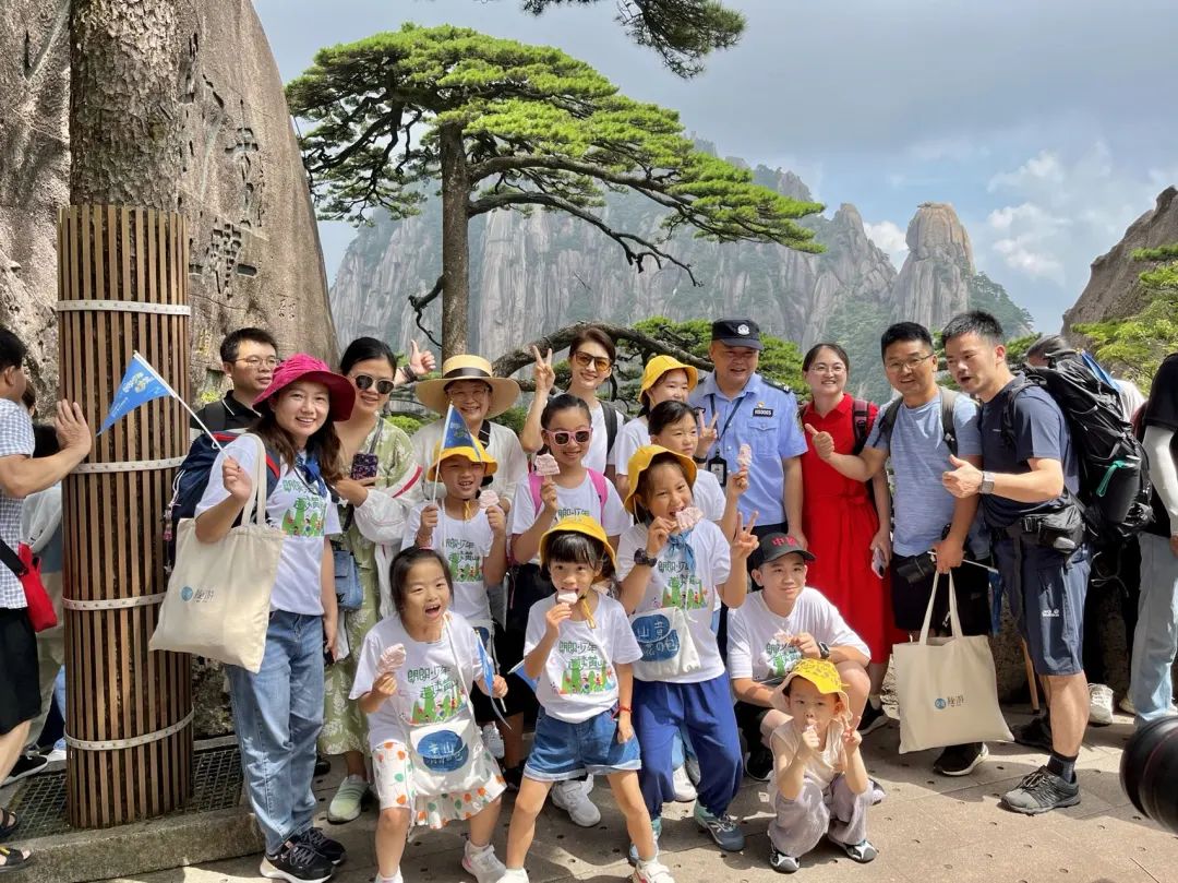 登山观日出云海,黄山观云朗诵合拍