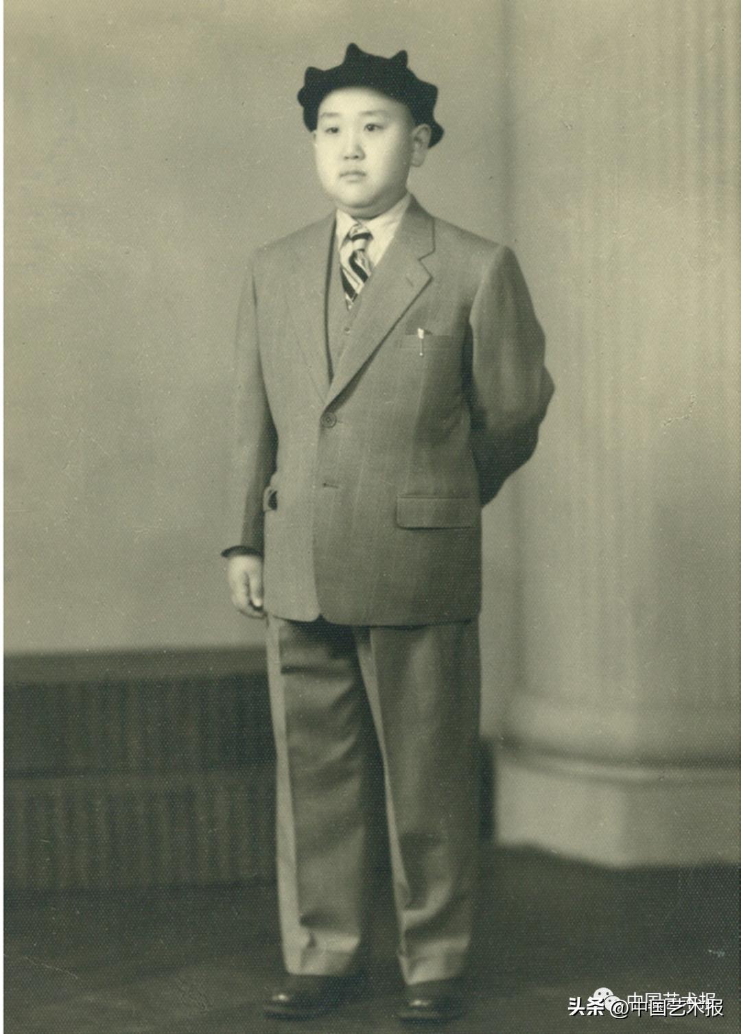 杩欎釜灞曡涓轰粈涔堜細闇囨捈浜哄績,杩欎釜灞曡鎵撶牬鑹烘湳鍜岀敓娲荤殑鐣岄檺