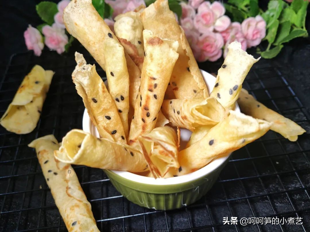 平底锅如何做蛋卷全过程,平底锅蛋卷的做法不用油纸