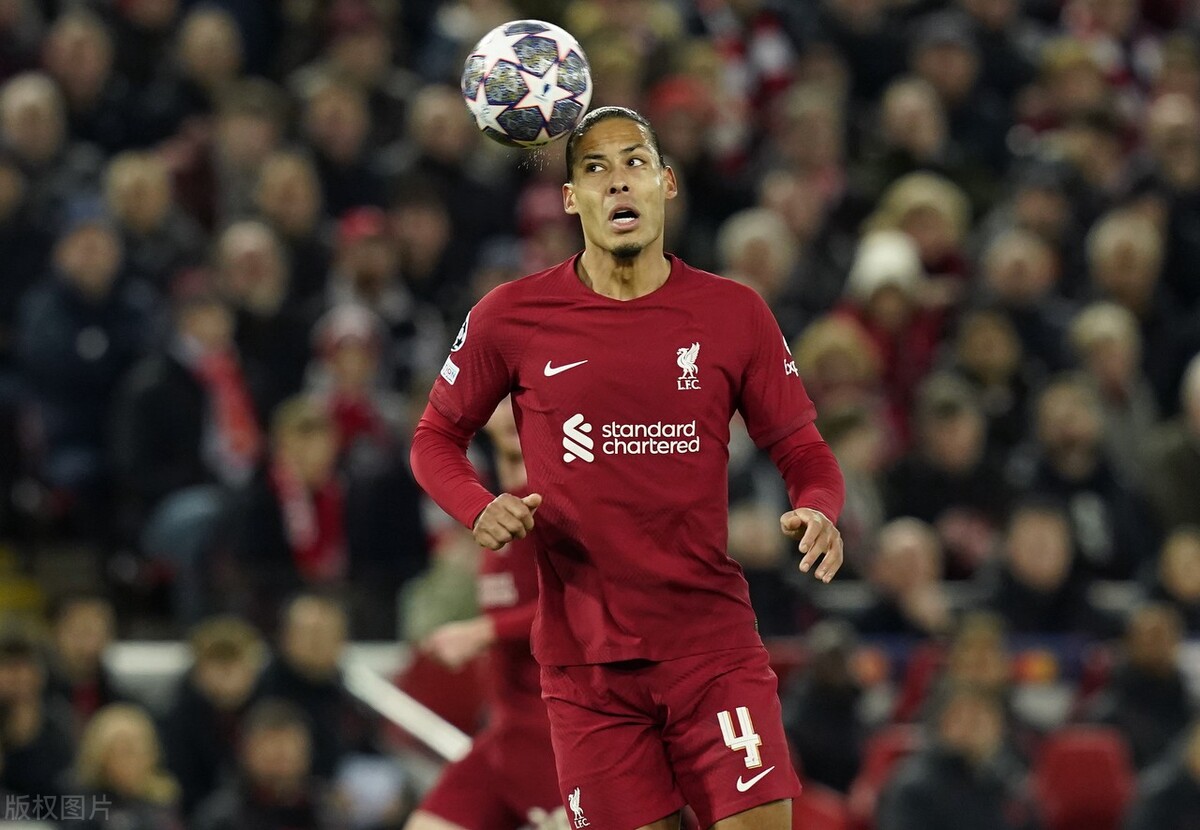 英超第四名欧冠要多踢一轮,英超四队包揽欧冠欧联视频