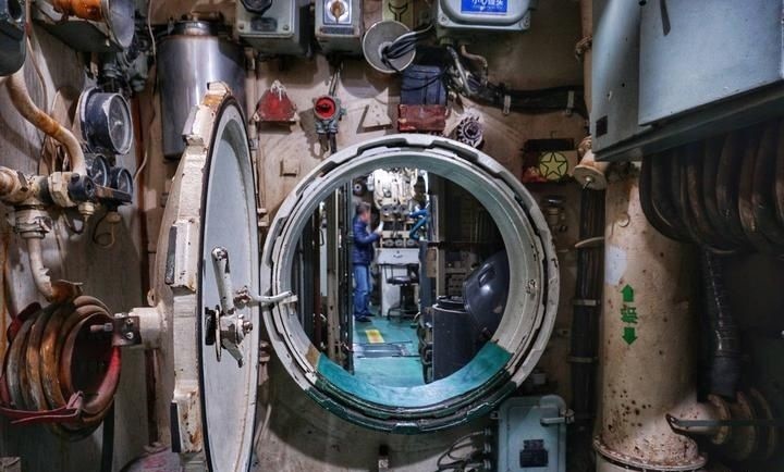 享受最高级别的用餐待遇,潜艇兵伙食一日三餐