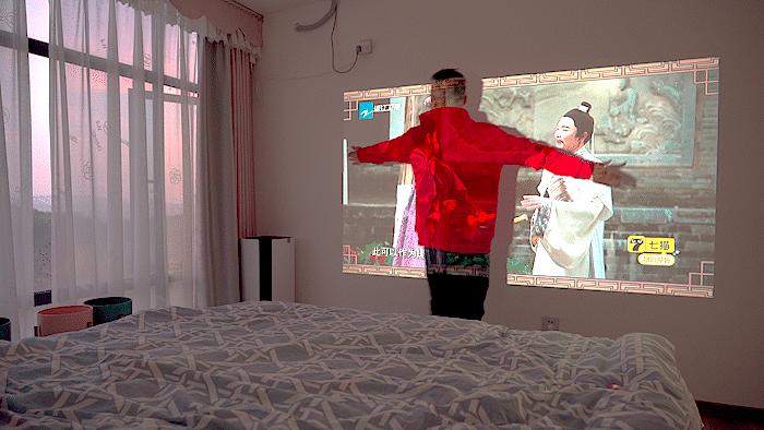 泰捷weboxt1投影200寸效果,泰捷weboxt1s投影仪