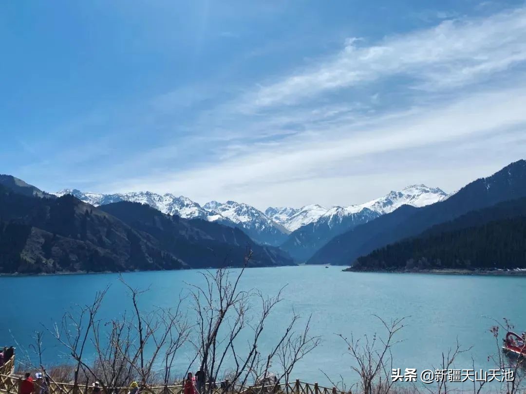 天山博格达峰顶,天山博格达主峰