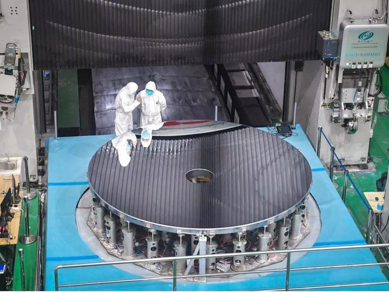 富士康46台国产光刻机,富士康光刻机和芯片