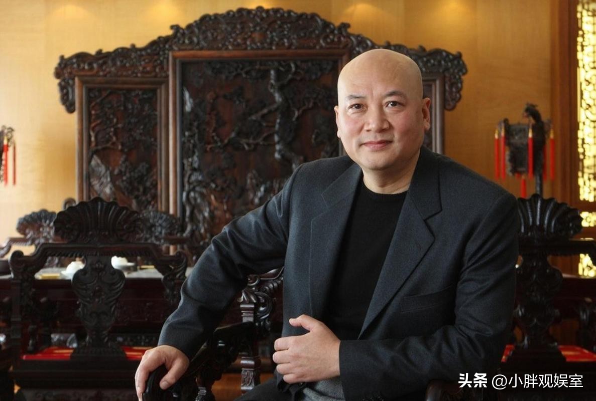 盘点失德的10位老戏骨，有人在恩师追悼会卖片，有人圈钱去国外花