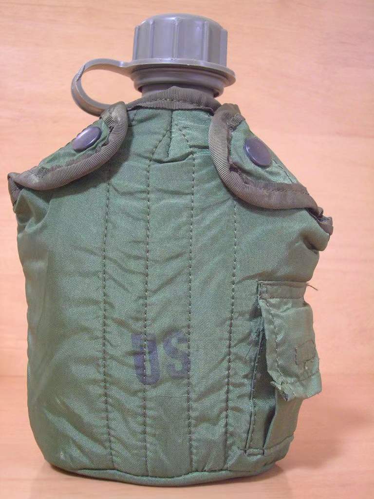 美军的水壶,美军越南时期的水壶是塑料的吗