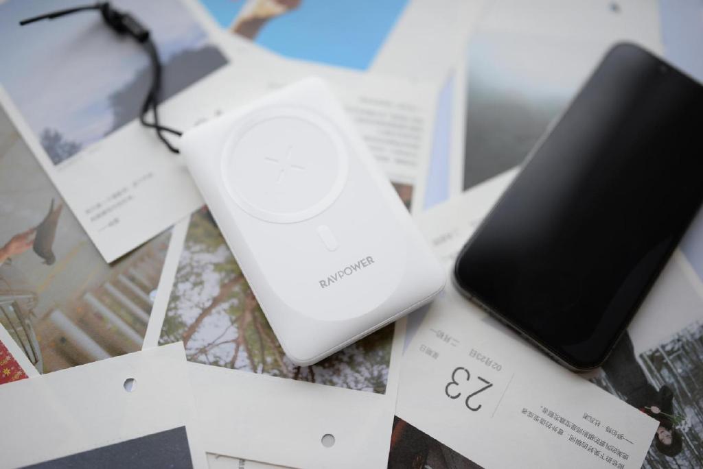 iphone13磁吸充电套装推荐,苹果13原装磁吸充电宝测评